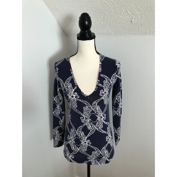Lilly Pulitzer Jodie Long-Sleeve Navy Ms Behave Seahorse Print V-Neck - Size EXS - Picture 2 of 11